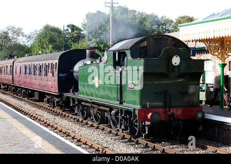 Grande Région de l'Ouest 0-6-0 réservoir du moteur à 5619 Sherringham Banque D'Images