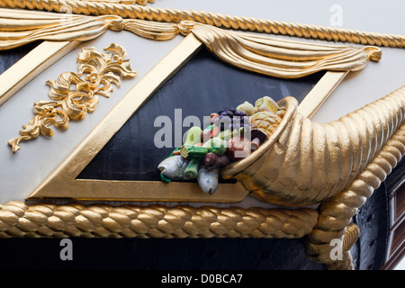 Détail ornement de poupe du Royaume d'Isambard la SS Grande-Bretagne de Brunel qui peut être vu dans le musée maritime de chantier naval de Bristol, Angleterre, Royaume-Uni Banque D'Images