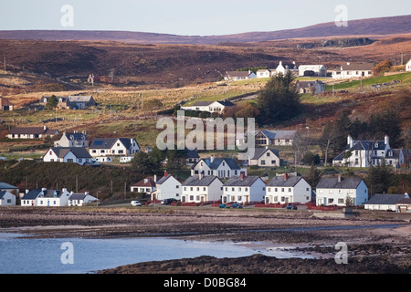Les maisons blanches parfaites de Strath Baie à Gairloch dans les Highlands écossais. Banque D'Images