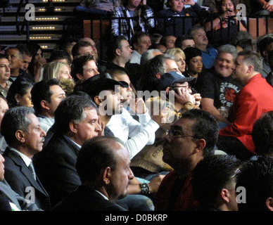 Boxeur britannique David Haye regarde l'Amir Khan Vs Marcos Maidana match de boxe au Mandalay Bay Convention Center Banque D'Images