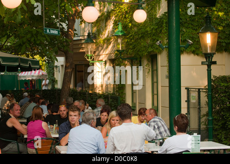 Österreich, Wien 2, Prater Gaststätte, Schweizerhaus Banque D'Images