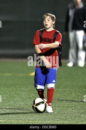 Brooklyn Beckham durant la mi-temps de son match de football Los Angeles, Californie - 09.10.10 Banque D'Images