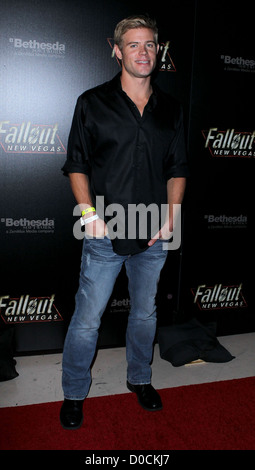 Trevor Donovan Célébrités de Hollywood assister au lancement de Fallout New Vegas de nuit Pluie du Palms Hotel Casino Las Vegas, Banque D'Images