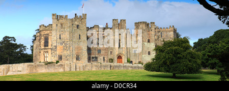 L'été, Raby Castle, Staindrop, Darlington, Durham County, Angleterre, Grande-Bretagne, Royaume-Uni Banque D'Images