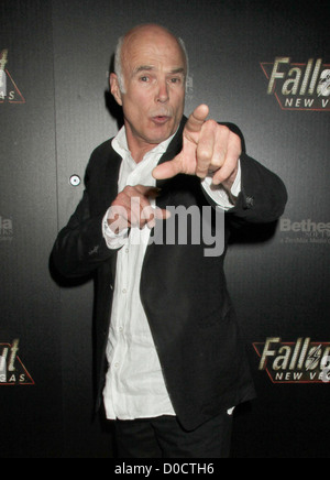 Michael Hogan Célébrités de Hollywood assister au lancement de Fallout New Vegas à la pluie de nuit à l'hôtel Palms Casino Las Banque D'Images