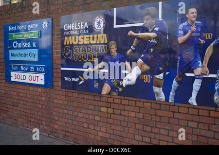 22 novembre 2012. London UK. Les billets pour le match à domicile le dimanche 25 novembre entre le Club de Football de Chelsea et Manchester City à Stamford Bridge est vendu.. Rafael Benitez a été nommé le nouveau manager et sera en charge de son premier match contre le Premier ministre anglais Manchester City après le limogeage de Roberto Di Mateo qui a dirigé le Chelsea FC à la Champions League et la FA Cup au cours de la 2011-2012 trophées saison de football Banque D'Images