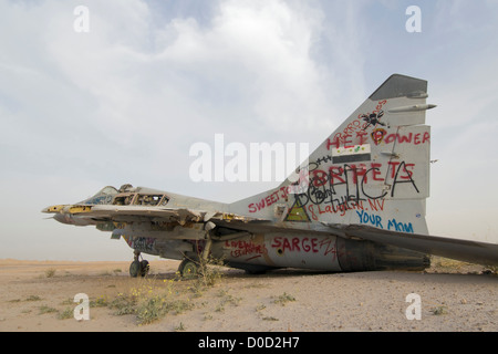 Sukhoi Su-27 FLANKER détruits à Al Taqaddum Air Base en Iraq's Al Anbar Province Banque D'Images