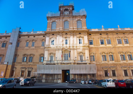 Palazzo Ducale en rénovation à Piazza Roma square Modena City Région Émilie-Romagne Italie Europe centrale Banque D'Images