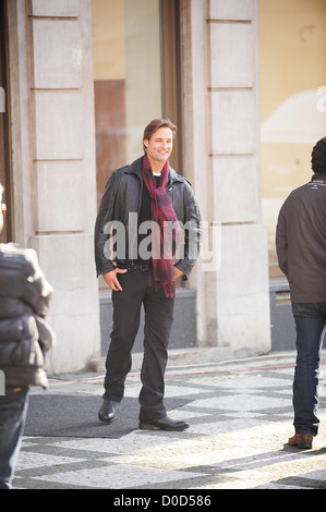Josh Holloway un lieu du tournage de la nouvelle Mission : Impossible film (MI:4) Prague, République tchèque - 14.10.10 Présentations tardives Banque D'Images
