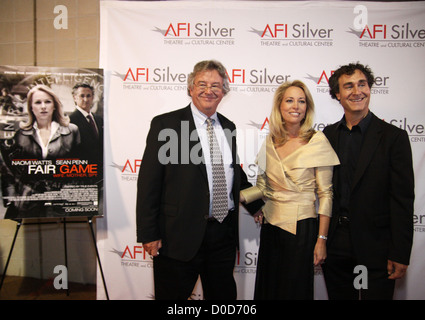 L'ambassadeur Joe Wilson, Valerie Plame-Wilson et Directeur Doug Liman Le Metropolitan Washington Council et l'American Film Banque D'Images