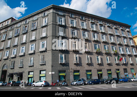 Rues autour de la Piazza del Municipio square quartier Santa Lucia La ville de Naples Campanie Italie Europe Banque D'Images