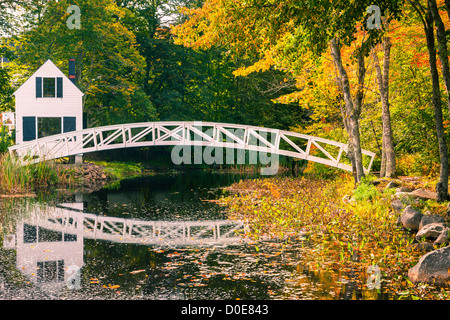 Somesville bridge en Acadie N.P, Maine, USA Banque D'Images