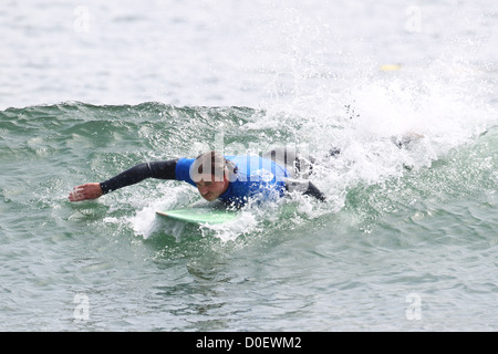 Anthony Kiedis Surfrider Foundation's 5th Annual Celebrity Expression Session au premier point, Surfrider Beach à Malibu Los Banque D'Images