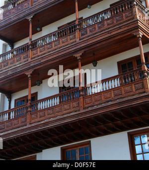 Un balcon de style espagnol, Santa Cruz de Tenerife, Tenerife, Canaries. Banque D'Images