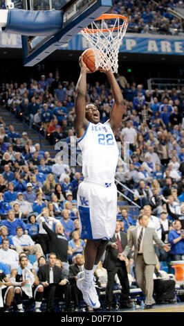 Le 23 novembre 2012 - Lexington, KY., US - New York's Alex Poythress (22) marqué pendant la première moitié du Long Island at California men's basketball game à Rupp Arena de Lexington, KY., le vendredi 23 novembre 2012. Photo par Pablo Alcala | Personnel (crédit Image : © Lexington Herald-Leader/ZUMAPRESS.com) Banque D'Images