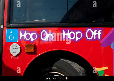 Tour Bus, Stratford-upon-Avon, Royaume-Uni Banque D'Images