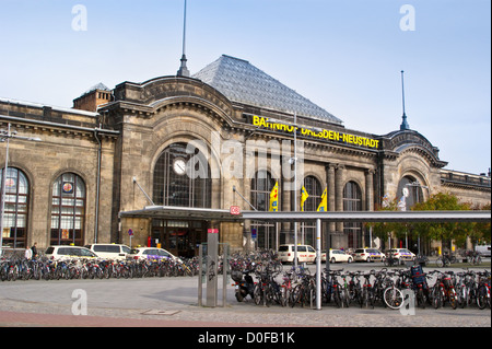 La gare de Dresde Neustadt, Bahnhof, Saxe, Saxe, Allemagne Banque D'Images