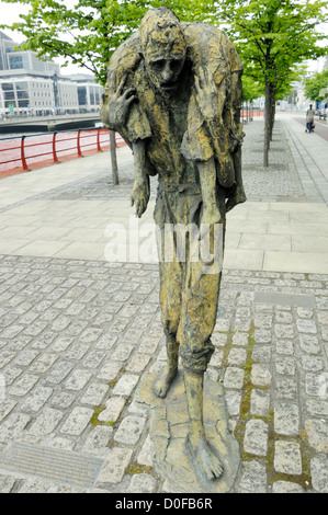 La famine statues, Dublin Banque D'Images