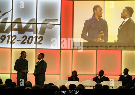 24 novembre, Barcelone, Espagne. IAAF, Association Internationale des Fédérations d'athlétisme, célèbre les athlètes du monde 2012 Cérémonie de remise des prix et le centenaire de sa création. Dans cette photo, Aries Merritt (USA, champion olympique) a décerné le prix Inspiration 2012 avec Banque D'Images