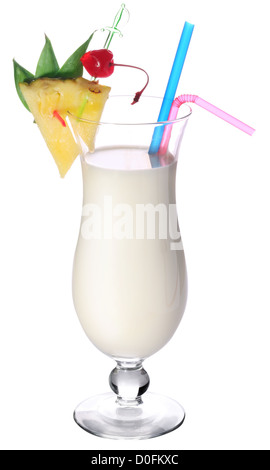 Pina Colada Cocktail sur un fond blanc. Banque D'Images