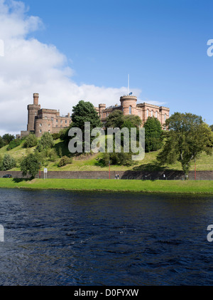 Dh le château d'Inverness INVERNESS Château INVERNESSSHIRE riverside rivière Ness Ecosse Royaume-Uni Scottish Highland Châteaux en ville Banque D'Images