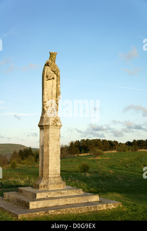 Notre Dame de l'Elgano Statue, The Town House, Alpes, Sud du Pays de Galles, Royaume-Uni Banque D'Images