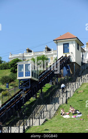 La Falaise de Southend, d'un funiculaire construit en 1912 dans la station balnéaire de l'Essex Southend on Sea. Banque D'Images