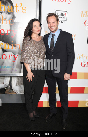 Patrick Wilson, Dagmara Dominczyk la première mondiale de 'Morning Glory' tenu à la Clearview Cinemas Ziegfeld Theatre - Banque D'Images