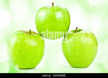 Apple trois isolated on white Banque D'Images