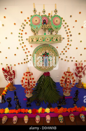 Ofrenda au Museo Nacional de Culturas populaire durant les célébrations de Dia de los Muertos - Coyoacán - Mexico DF Banque D'Images