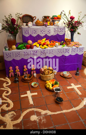 Ofrenda au Museo Nacional de Culturas populaire durant les célébrations de Dia de los Muertos - Coyoacán - Mexico DF Banque D'Images