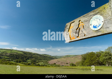 Un Wye Valley Walk signe. Banque D'Images