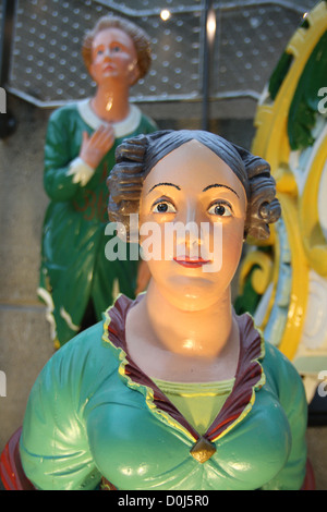 Dans le cadre d'amarrage à sec Cutty Sark est la plus grande collection de figures de proue de la marine marchande dans le monde. Banque D'Images