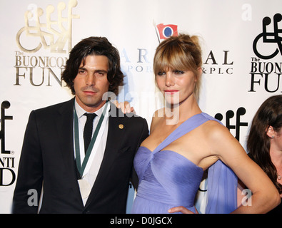 Nacho Figueras et Delfina Blaquier 25e Grand dîner Légendes sportives au profit du Buoniconti Fund pour guérir la paralysie s'est tenue à Banque D'Images