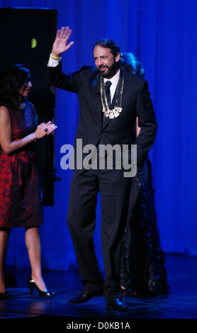 Arts : Juan Luis Guerra l e Congrès annuel Hispanic Heritage Awards tenue à l'Eisenhower Théâtre au John F. Kennedy Center for Banque D'Images