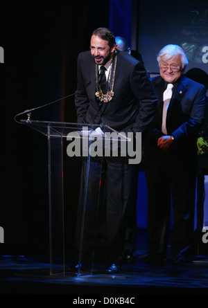 Arts : Juan Luis Guerra l e Congrès annuel Hispanic Heritage Awards tenue à l'Eisenhower Théâtre au John F. Kennedy Center for Banque D'Images