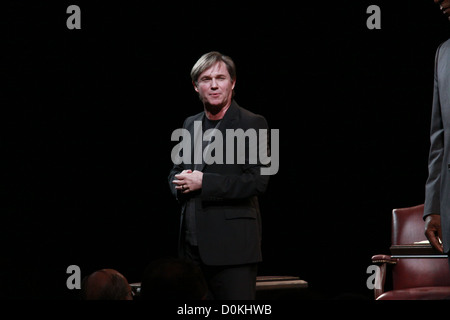 Richard Thomas soirée de clôture de la production de Broadway de "race" à l'Theatercurtain Barrymore appeler New York USA Banque D'Images