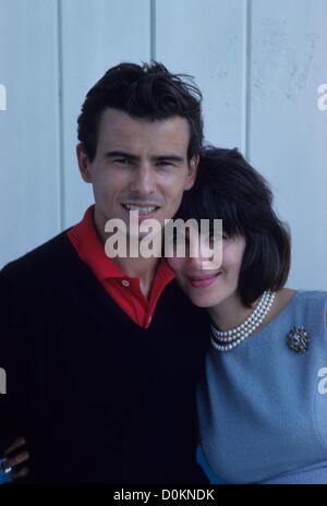 HORST BUCHHOLZ avec femme Myriam Bru 1962.18597.(Image Crédit : © Bill Kobrin/Globe Photos/ZUMAPRESS.com) Banque D'Images