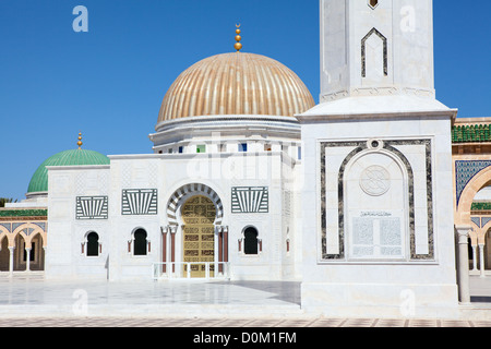 Détails extérieurs du mausolée du premier président tunisien Habib Bourguiba à Monastir, Tunisie, Afrique Banque D'Images