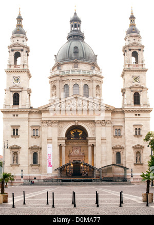 Saint Stephen's Basilica à Budapest, capitale de la Hongrie. Banque D'Images