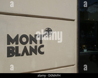 Paris, Champs Elysées, Mont Blanc, France Banque D'Images