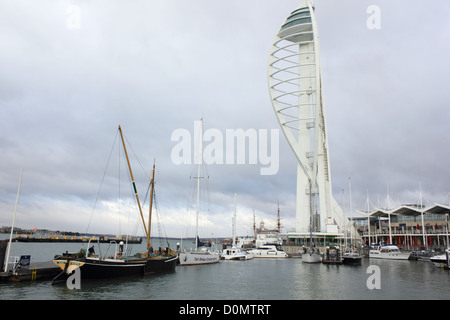 La tour Spinnaker Banque D'Images