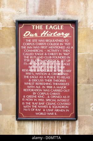 L'aigle enseigne de pub à Cambridge, Angleterre Banque D'Images