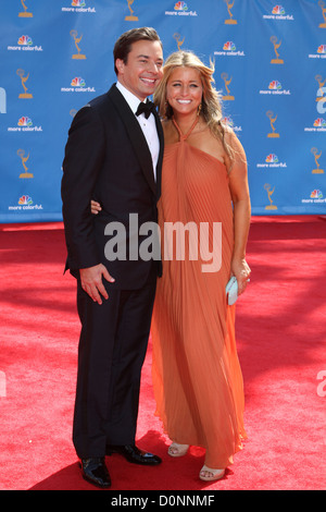 Jimmy Fallon et producteur Nancy Juvonen, 62e Primetime Emmy Awards (les prix Emmy) a tenu lors de la Nokia Theatre - Arrivées Los Banque D'Images