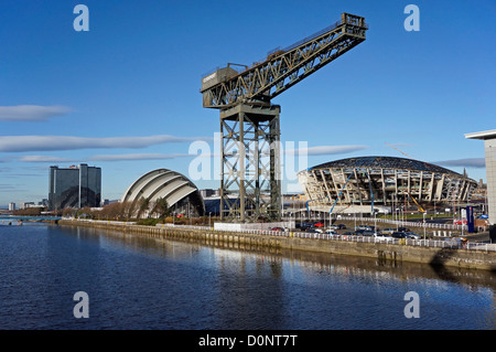 La construction progresse sur la nouvelle scène national écossais (l'hydroélectricité) à la SECC de Glasgow avec centre Finnieston Crane Banque D'Images