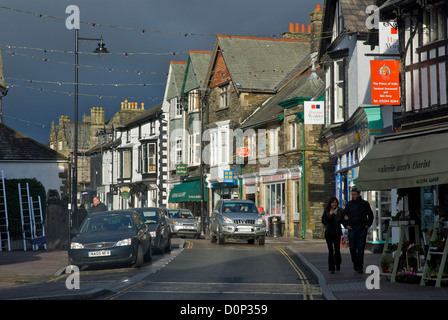 Le Croissant, ville de Windermere, Parc National de Lake District, Cumbria, Angleterre, Royaume-Uni Banque D'Images