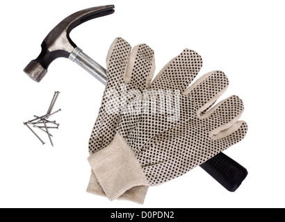 Paire de gants de travail avec claw hammer and nails Banque D'Images