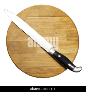 Grand couteau de cuisine sur une planche en bois Banque D'Images