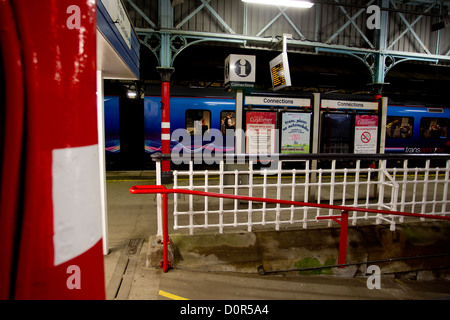 Bienvenue dans les lacs -gare Transpennine Oxenholme Banque D'Images