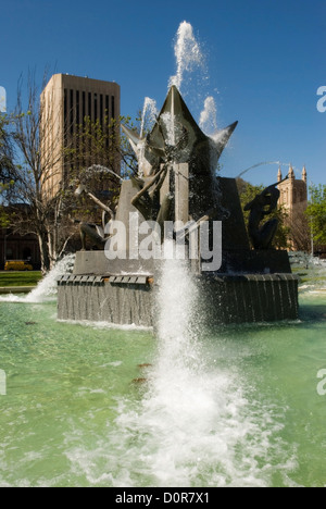 Square Victoria Fontaine à Adelaide, Australie du Sud Banque D'Images